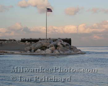 Photograph of Bradford flag from www.MilwaukeePhotos.com (C) Ian Pritchard